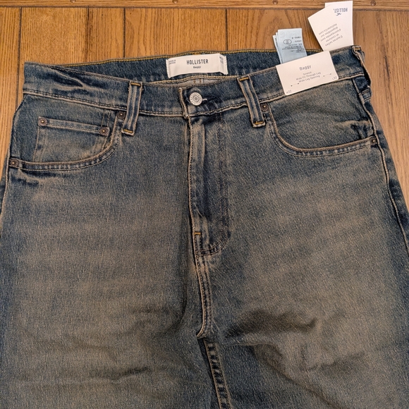 Men's Hollister Baggy Stretch Wide Fit through Leg Size 32 x 32 NWT - Picture 2 of 9